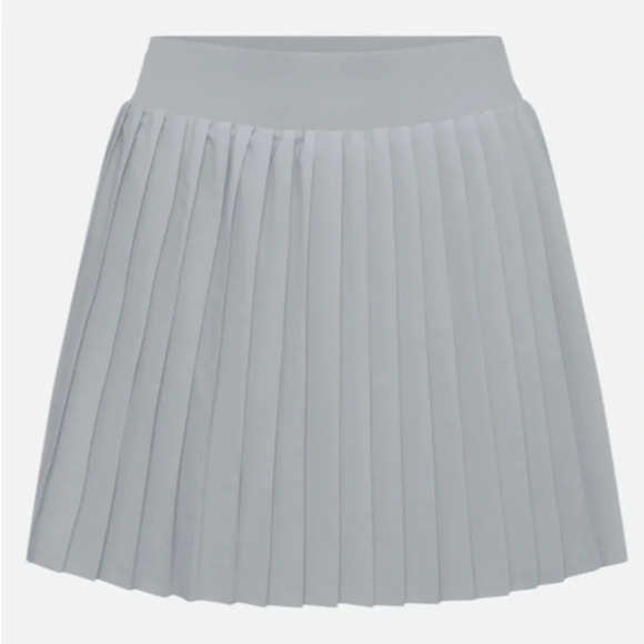 Varley Melody Skirt in Microchip - Mini Pleated Tennis Skort in Medium - Picture 8 of 14